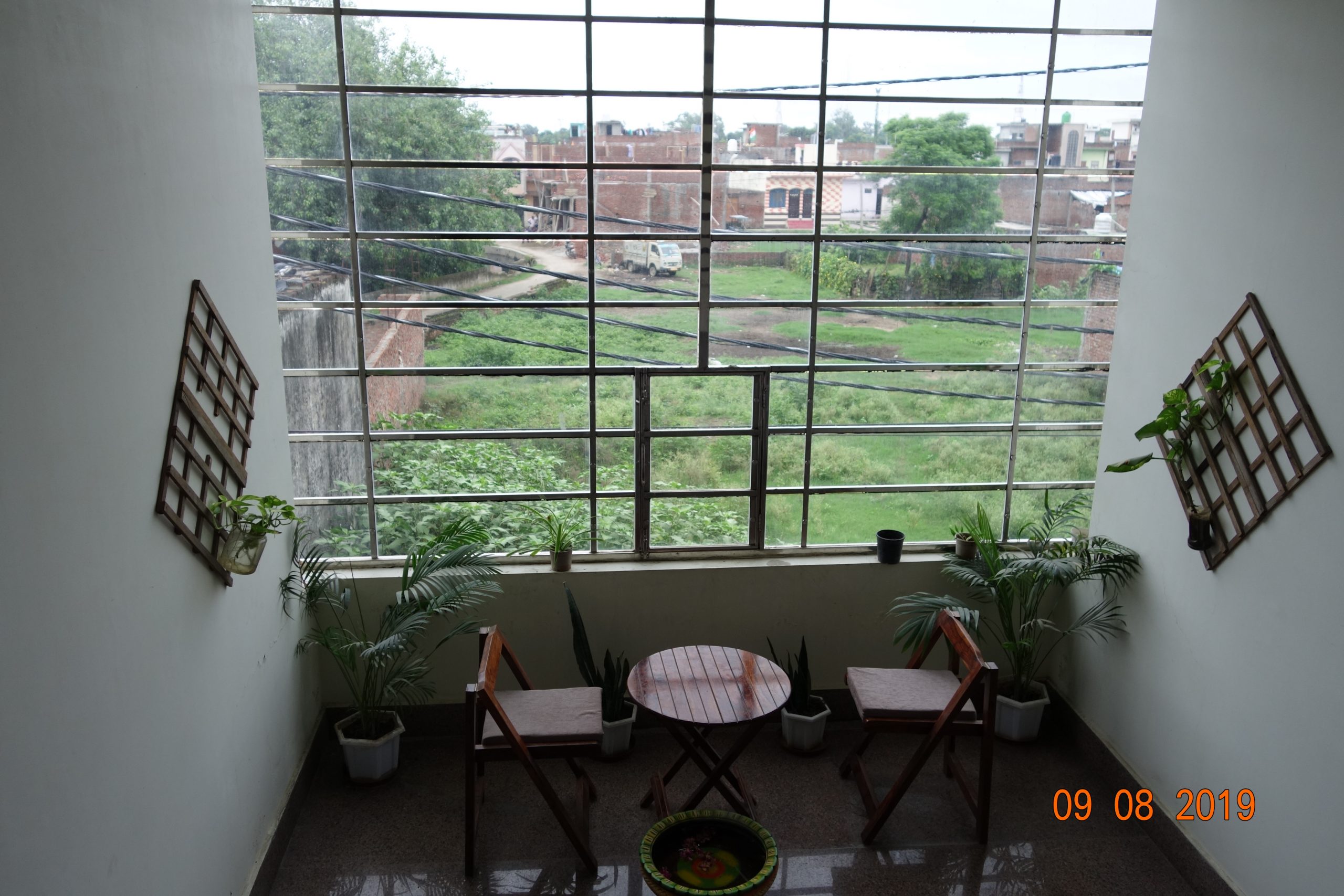 Loft Sitting Area Palanhare Girls PG